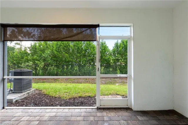 $2,550 | 15091 Wildflower Circle, Naples, FL 34119