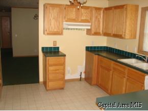 2222 Cincinnati Avenue Springfield, IL 62702 - Photo 3 of 9