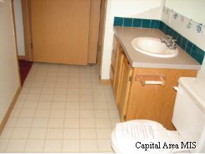 2222 Cincinnati Avenue Springfield, IL 62702 - Photo 6 of 9