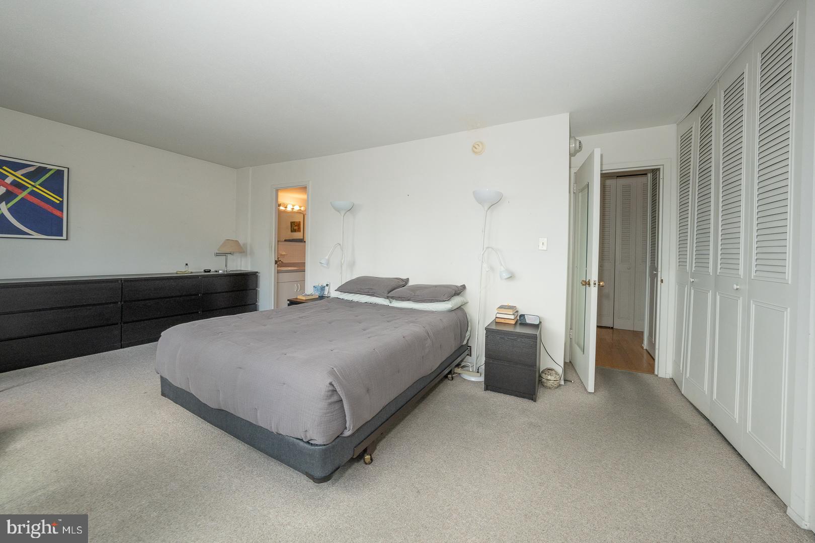 1919 Chestnut Street, Unit 2218 Philadelphia, PA 19103 - Photo 11 of 25