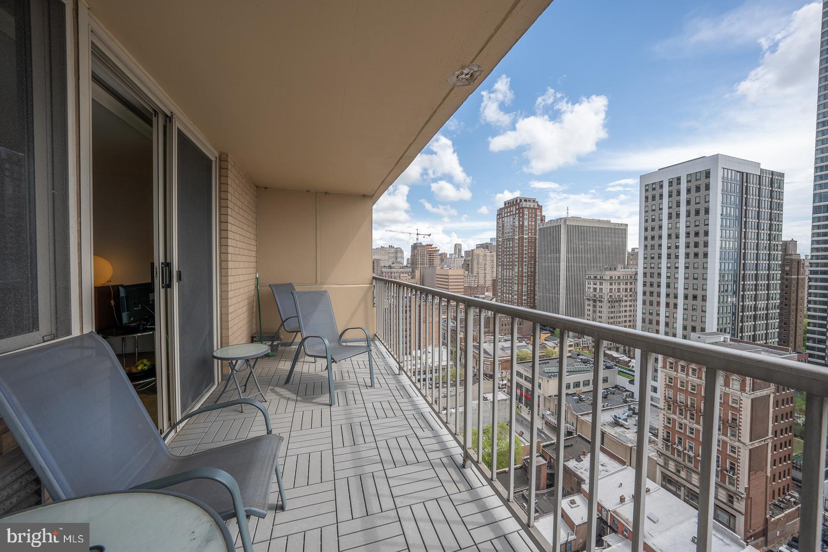 1919 Chestnut Street, Unit 2218 Philadelphia, PA 19103 - Photo 4 of 25