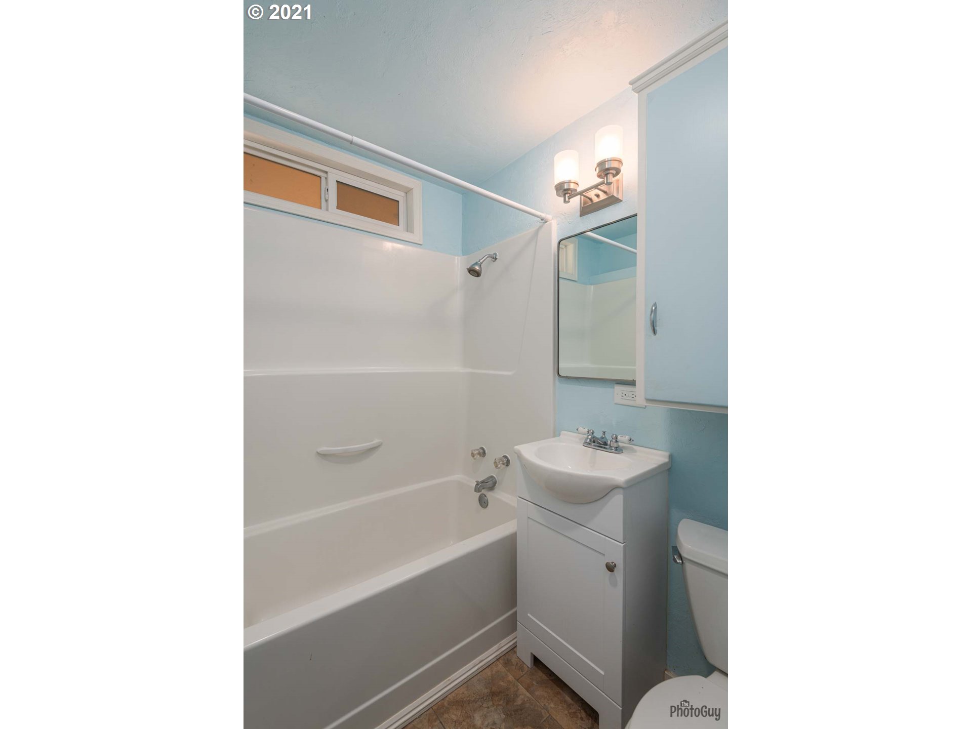 3355 Elmira Road Eugene, OR 97402 - Photo 17 of 23 Gallery Image 17
