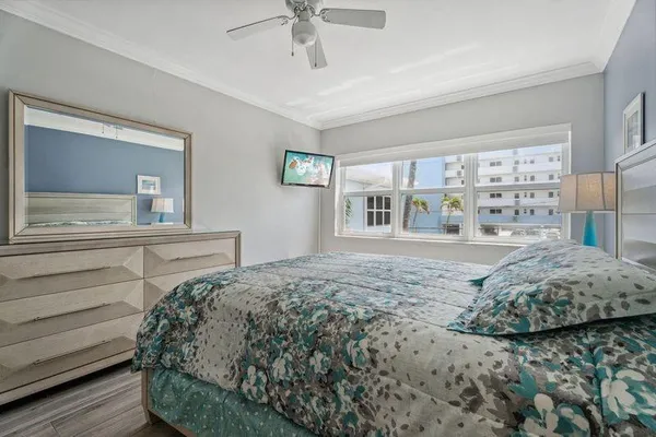 $2,300 | 315 Van Buren Street, Unit 205B, Hollywood, FL 33019