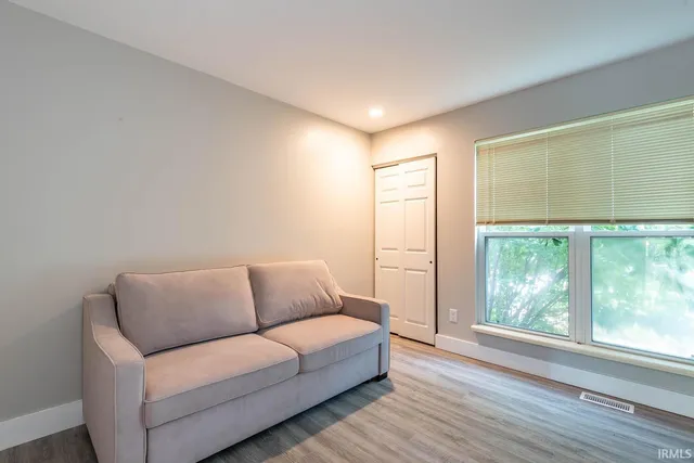 $292,000 | 9656 South Bay Pointe Drive, Unit 74, Bloomington, IN 47401