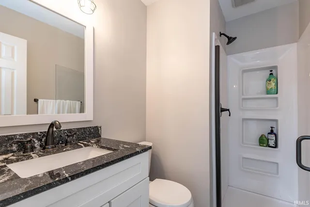 $292,000 | 9656 South Bay Pointe Drive, Unit 74, Bloomington, IN 47401