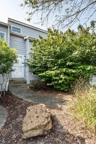 $292,000 | 9656 South Bay Pointe Drive, Unit 74, Bloomington, IN 47401