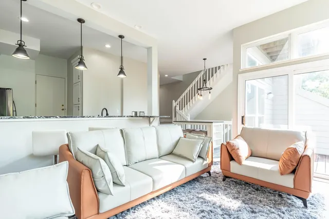 $292,000 | 9656 South Bay Pointe Drive, Unit 74, Bloomington, IN 47401