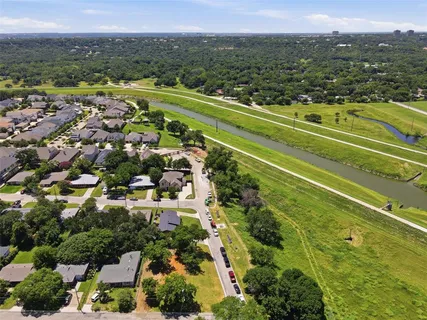 $395,000 | 5317 Redbud Lane, Fort Worth, TX 76114