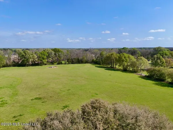 $142,750 | 9 Green Acres Drive, Canton, MS 39046