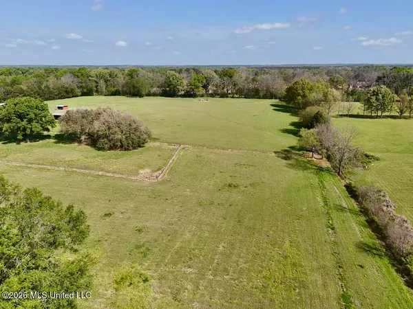 $142,750 | 9 Green Acres Drive, Canton, MS 39046