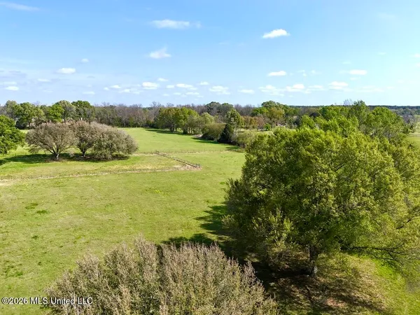 $142,750 | 9 Green Acres Drive, Canton, MS 39046