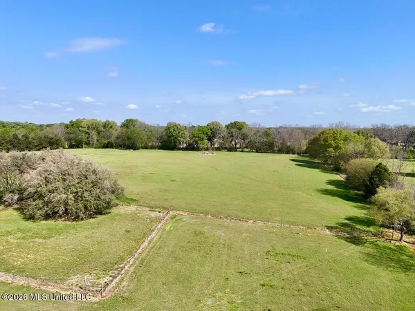 $142,750 | 9 Green Acres Drive, Canton, MS 39046