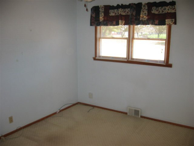 2210 Northwest Raintree Drive New Castle, IN 47362 - Photo 10 of 12 Gallery Image 10
