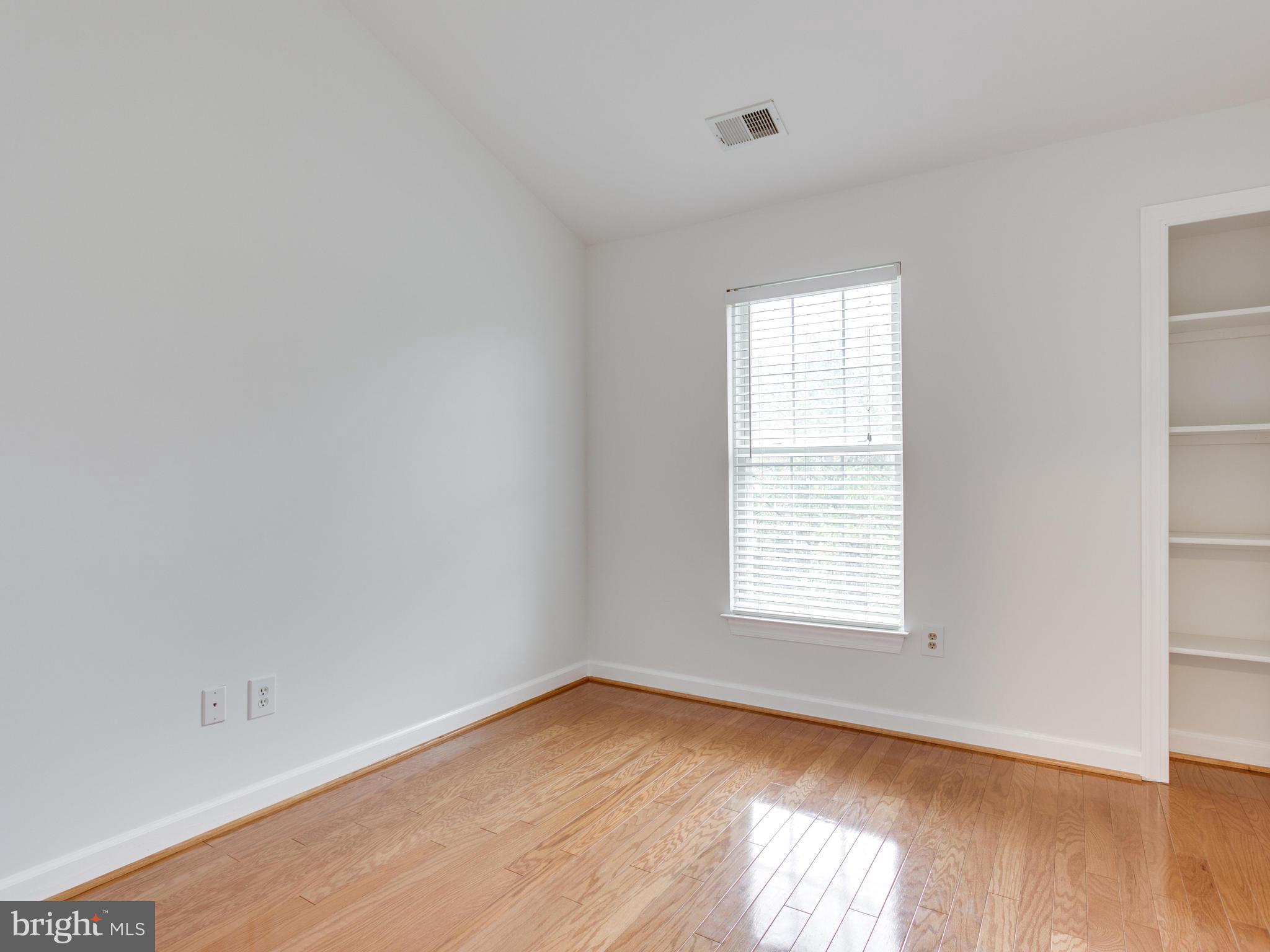 2123 Chippewa Place Silver Spring, MD 20906 - Photo 27 of 30 Bedroom