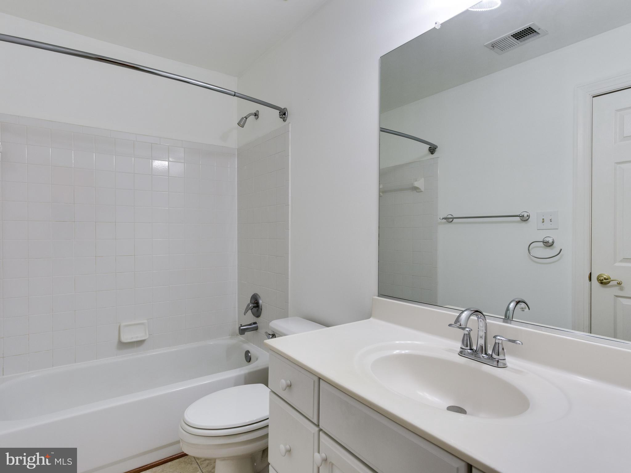 2123 Chippewa Place Silver Spring, MD 20906 - Photo 28 of 30 Bath