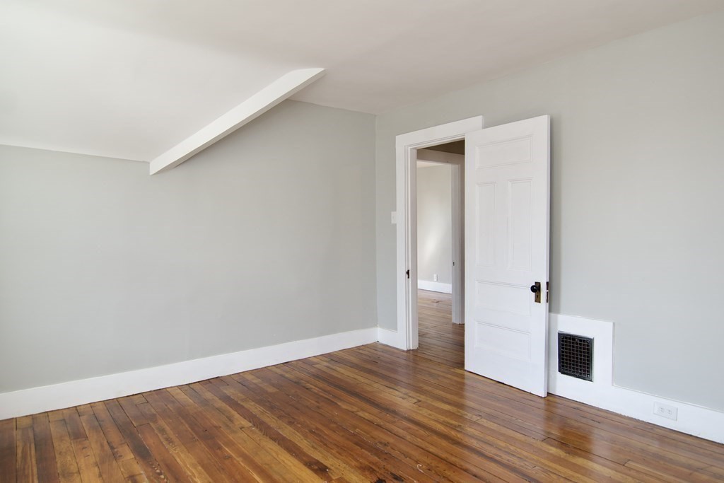 70 Vermont Street Springfield, MA 01108 - Photo 33 of 42