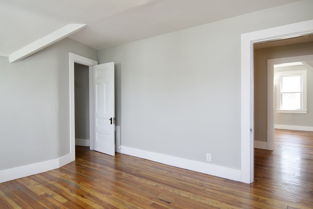 70 Vermont Street Springfield, MA 01108 - Photo 36 of 42