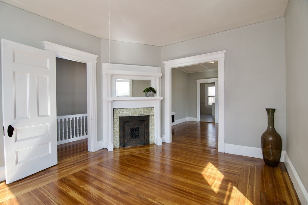 70 Vermont Street Springfield, MA 01108 - Photo 5 of 42