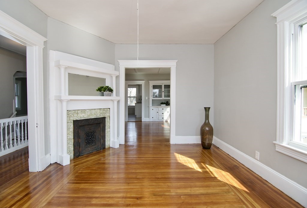 70 Vermont Street Springfield, MA 01108 - Photo 6 of 42