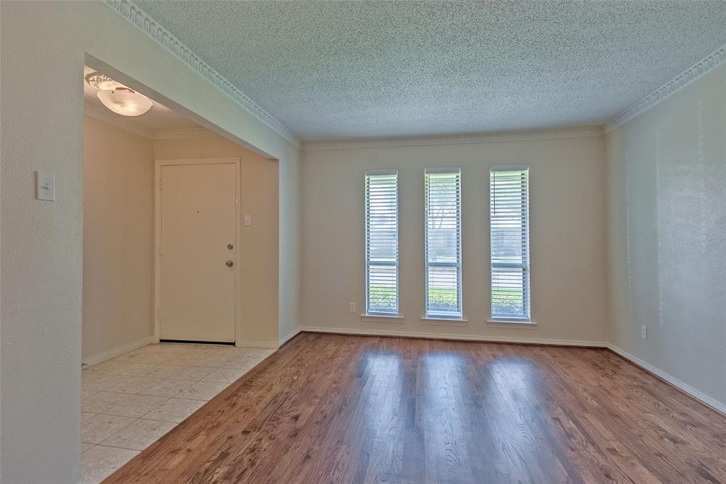 6123 Rincon Way Dallas, TX 75214 - Photo 3 of 34