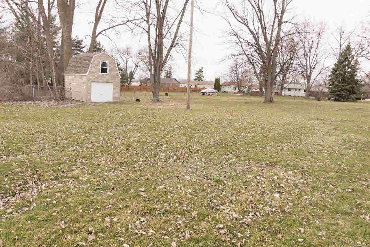2437 Davis Street Fenton, MI 48430 - Photo 35 of 35 21283933-34.JPG