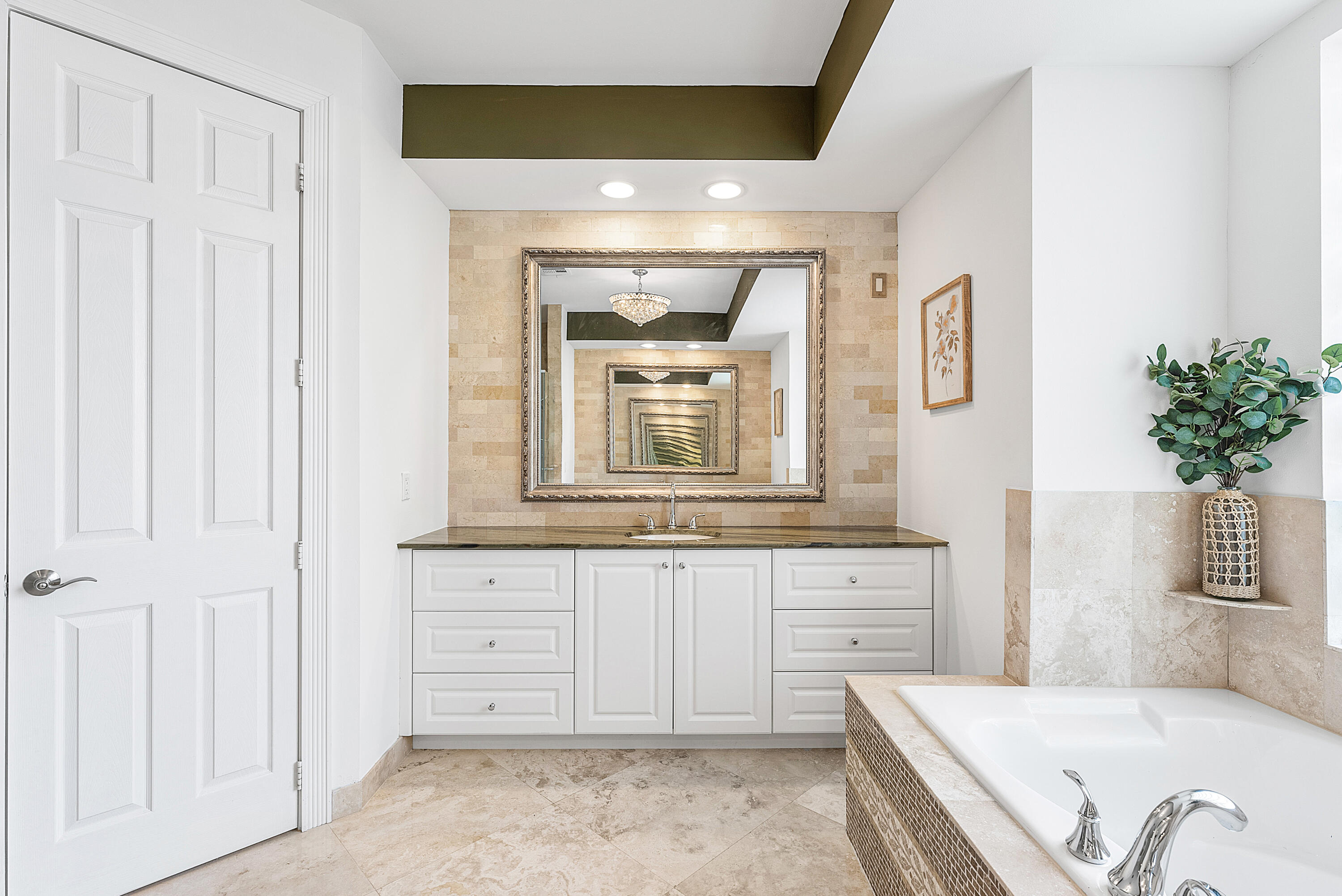 21310 Falls Ridge Way Boca Raton, FL 33428 - Photo 37 of 88 Master Bathroom