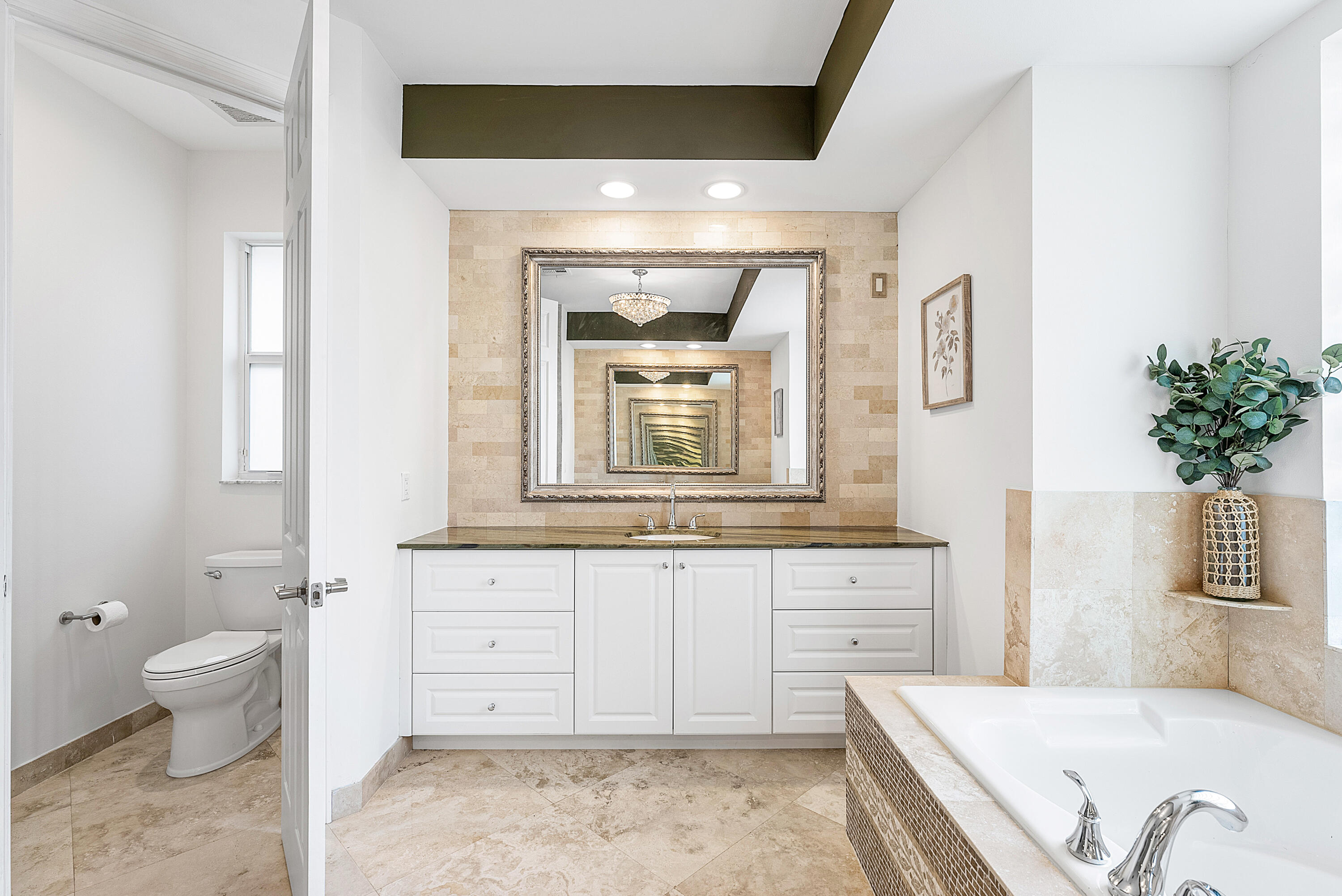 21310 Falls Ridge Way Boca Raton, FL 33428 - Photo 38 of 88 Master Bathroom