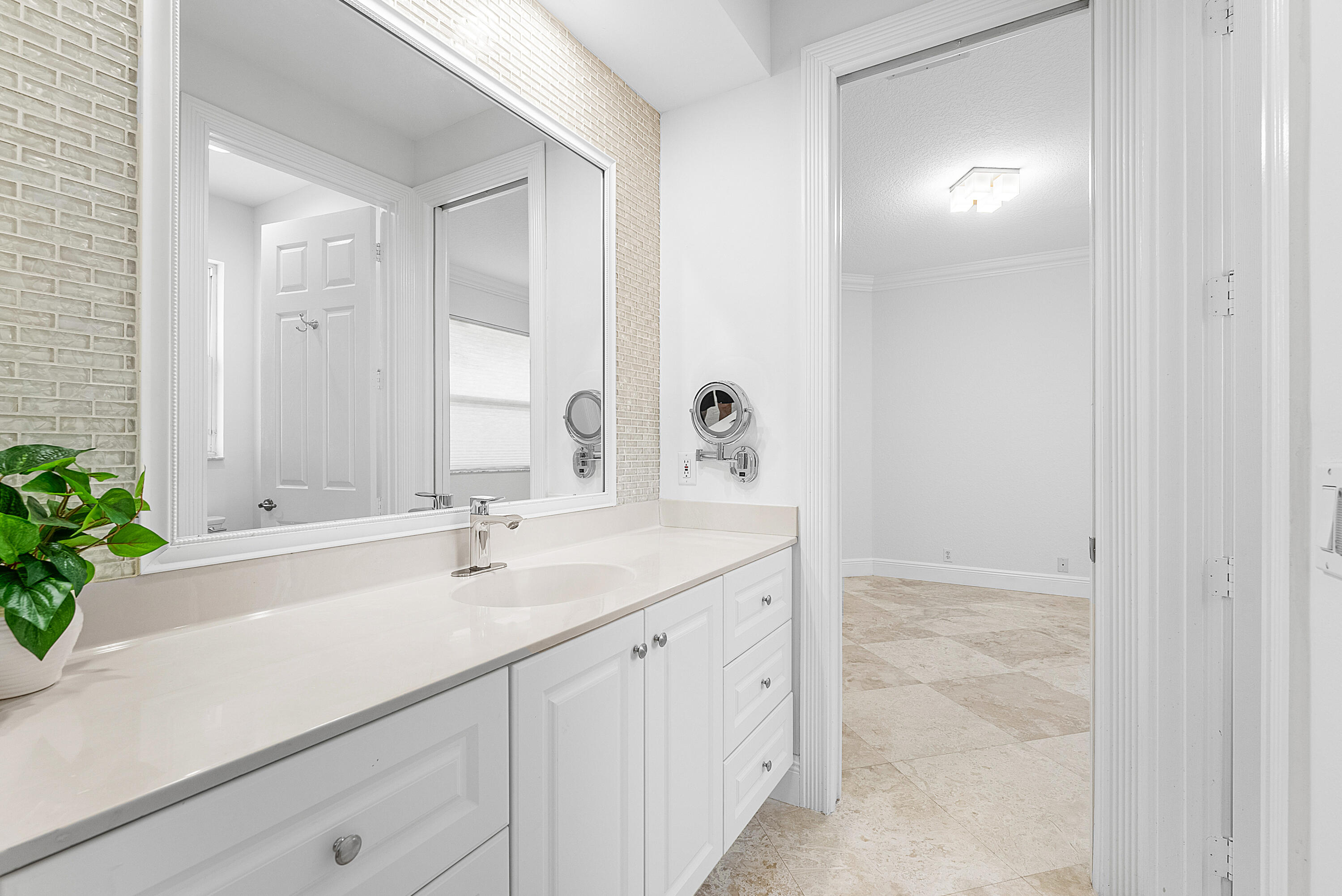 21310 Falls Ridge Way Boca Raton, FL 33428 - Photo 49 of 88 Full Bath between BR 2 and 3