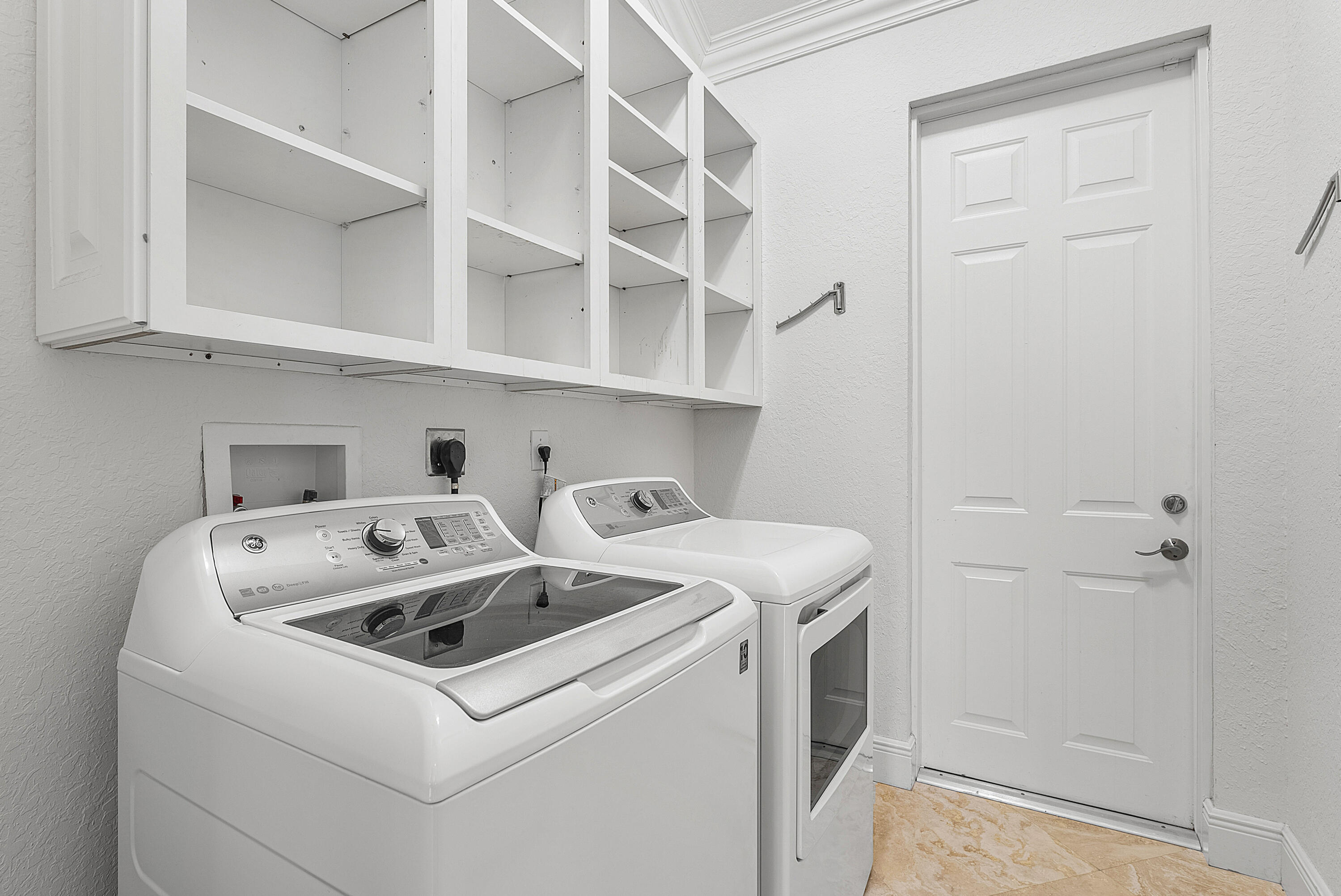 21310 Falls Ridge Way Boca Raton, FL 33428 - Photo 59 of 88 Laundry Room