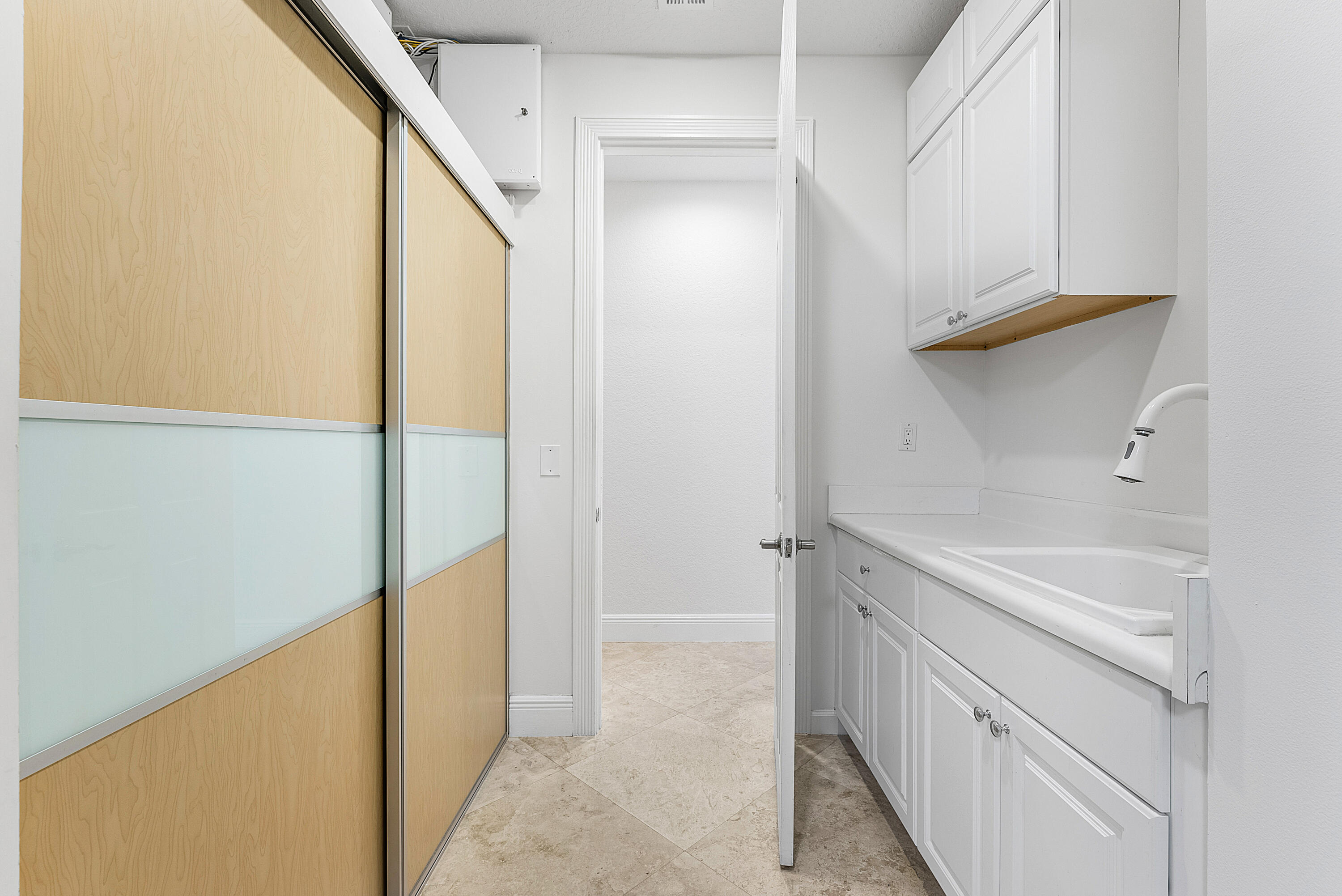 21310 Falls Ridge Way Boca Raton, FL 33428 - Photo 62 of 88 Utility Room to Garage