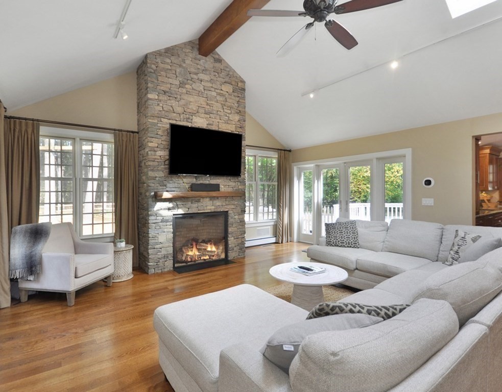 353 Deacon Haynes Road Concord, MA 01742 - Photo 2 of 41