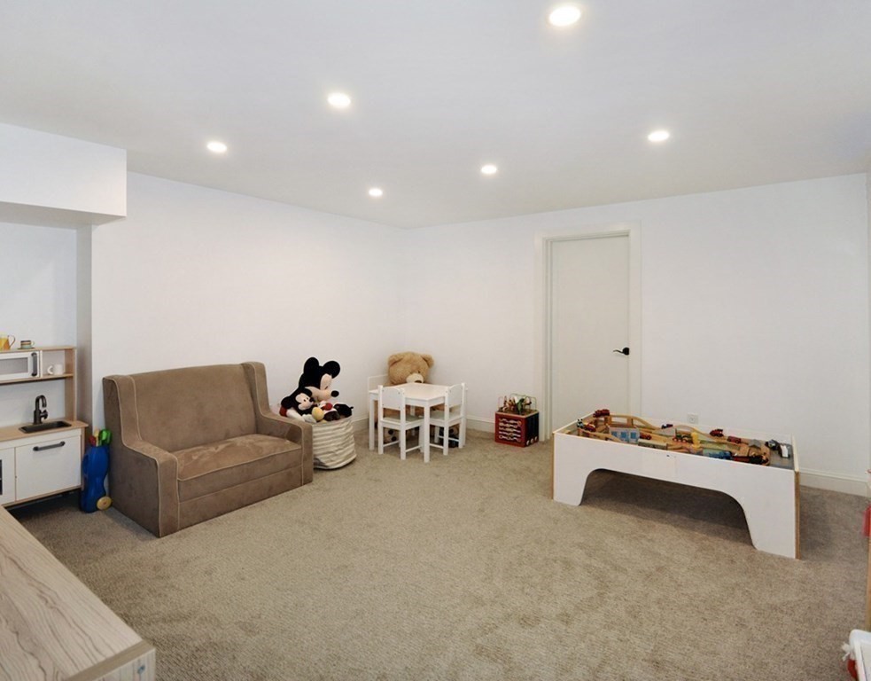 353 Deacon Haynes Road Concord, MA 01742 - Photo 25 of 41