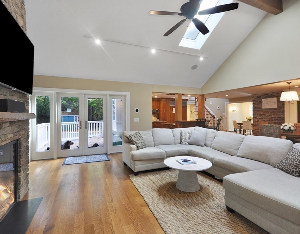 353 Deacon Haynes Road Concord, MA 01742 - Photo 5 of 41