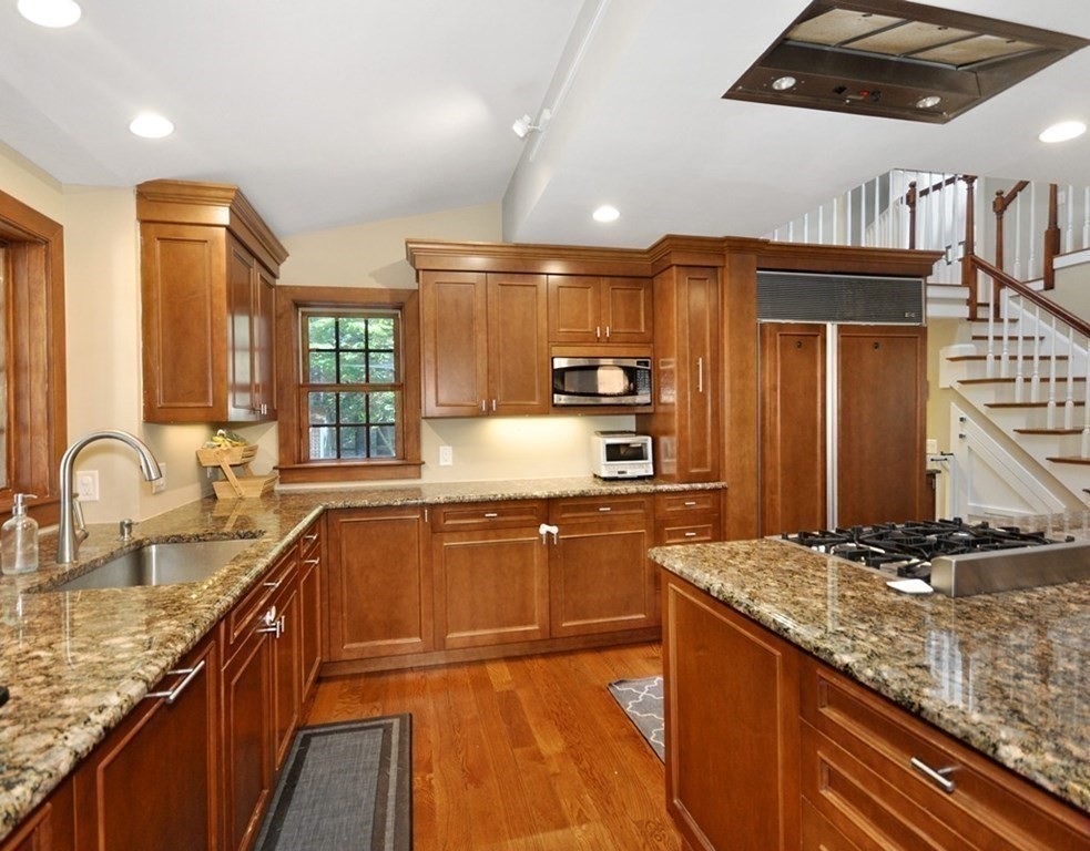 353 Deacon Haynes Road Concord, MA 01742 - Photo 6 of 41