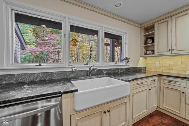 $1,495,000 | 11416 Forest Knoll Circle, Fishers, IN 46037