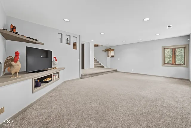 $1,495,000 | 11416 Forest Knoll Circle, Fishers, IN 46037