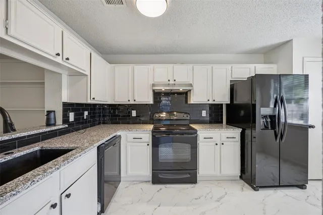 $359,900 | 1424 Broadmoor Drive, Richardson, TX 75082