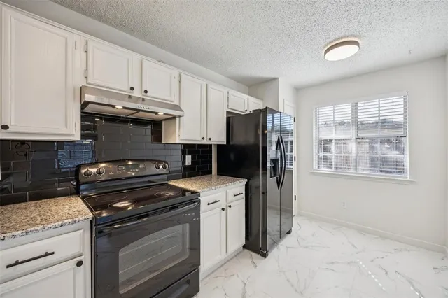 $359,900 | 1424 Broadmoor Drive, Richardson, TX 75082