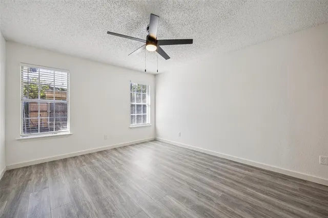 $359,900 | 1424 Broadmoor Drive, Richardson, TX 75082