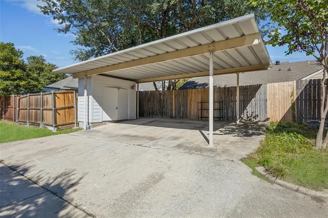 $359,900 | 1424 Broadmoor Drive, Richardson, TX 75082