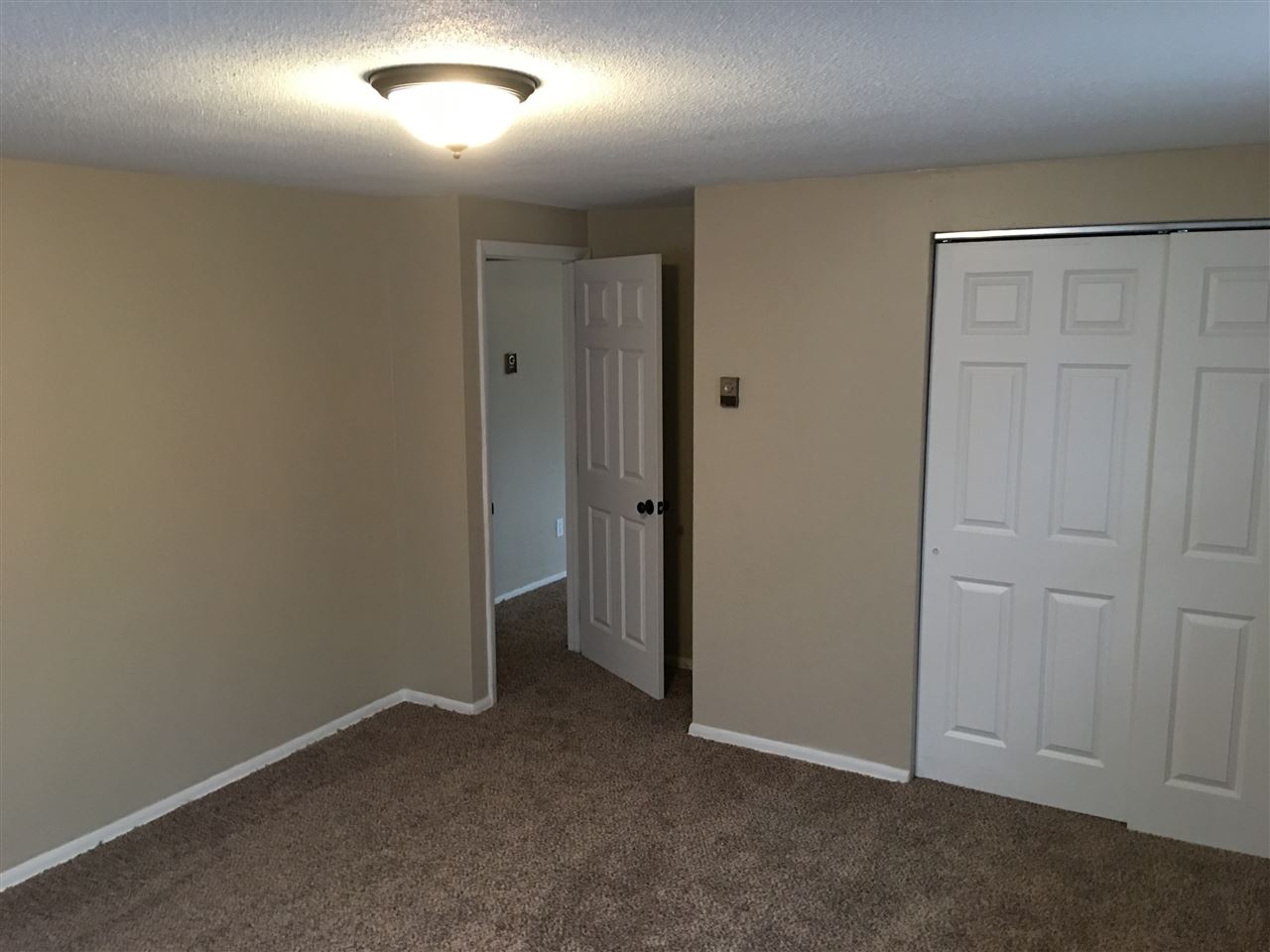 4929 Rothman Road Fort Wayne, IN 46835 - Photo 7 of 30 Gallery Image 7