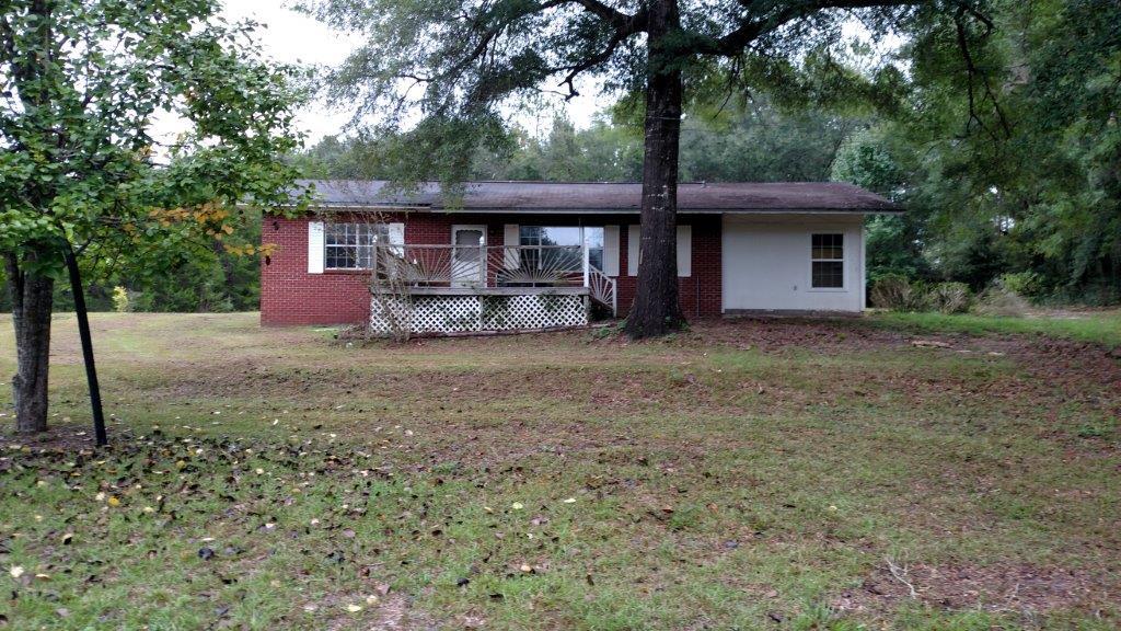 3282 Sylvania Road Vernon, FL 32462 - Photo 1 of 6 Front