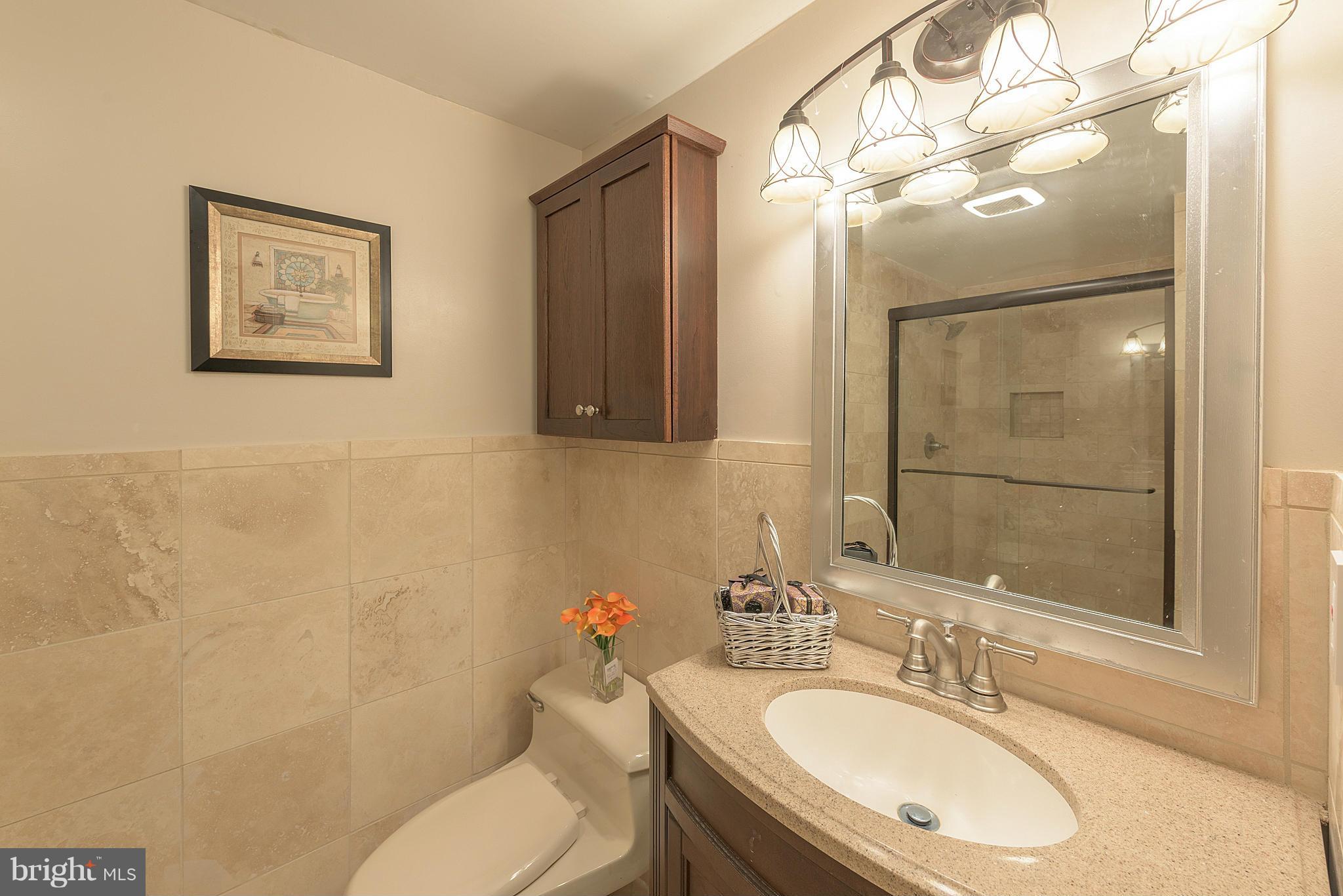 9122 Fisteris Court Springfield, VA 22152 - Photo 23 of 27 Bath