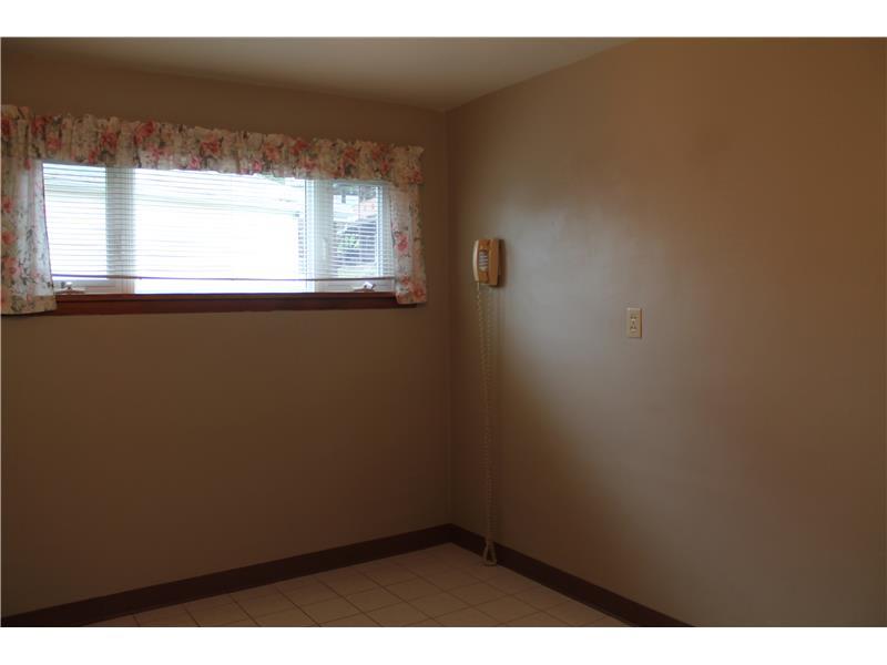 39 Browntown Road Avella, PA 15312 - Photo 6 of 15 Kitchen.