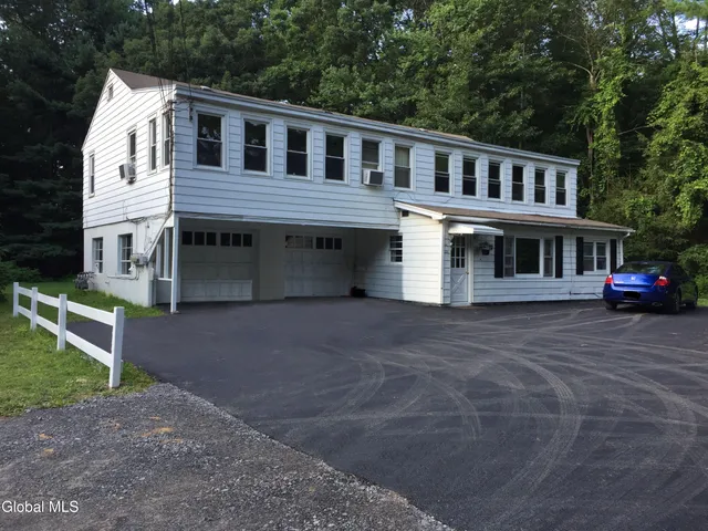 $375,900 | 2237 Ghents Road, Rotterdam, NY 12306