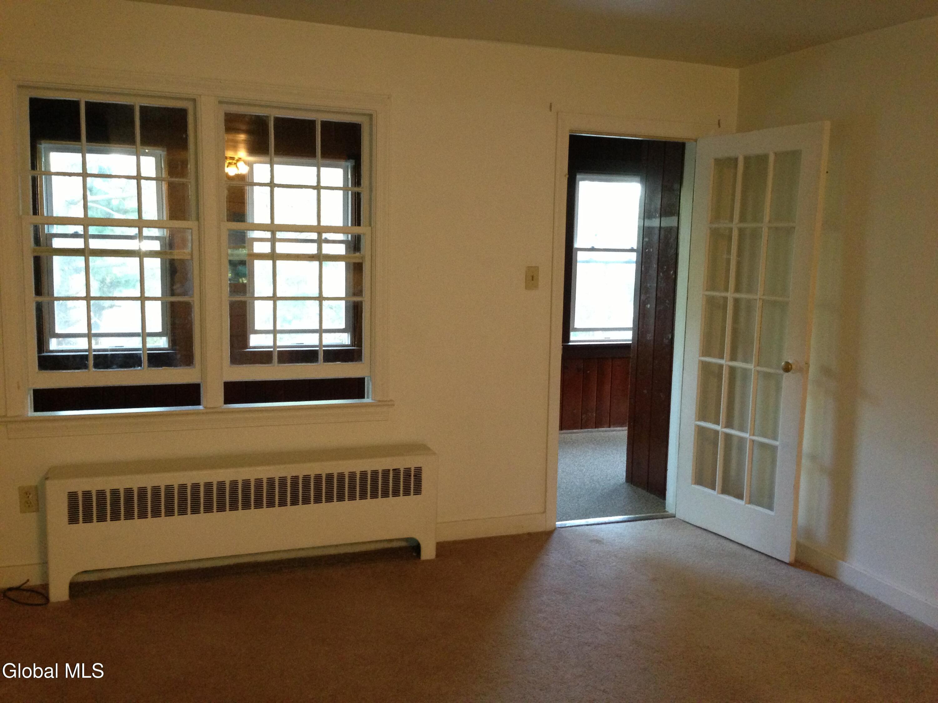 2237 Ghents Road Rotterdam, NY 12306 - Photo 12 of 32 5