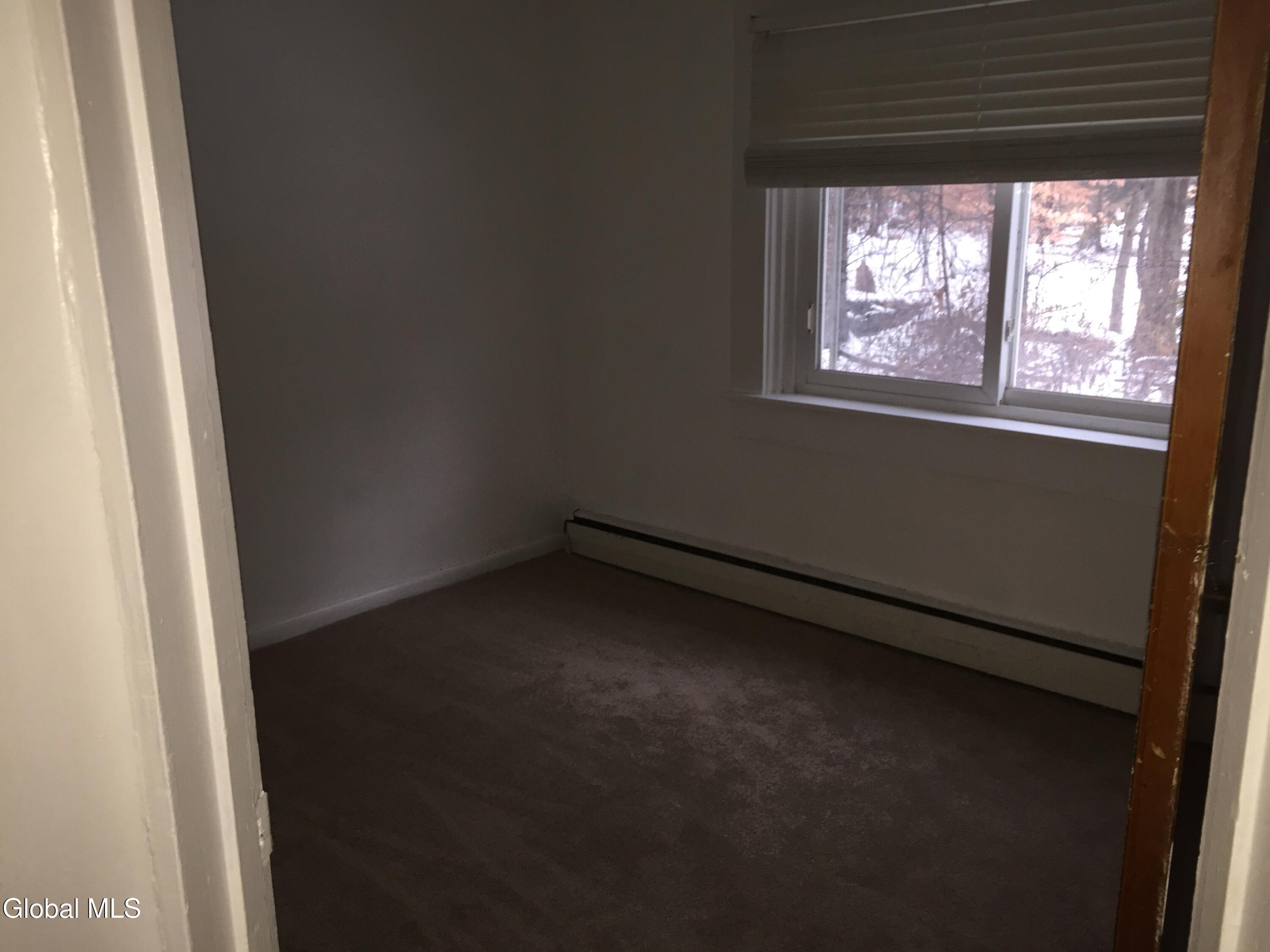 2237 Ghents Road Rotterdam, NY 12306 - Photo 14 of 32 6 (5)