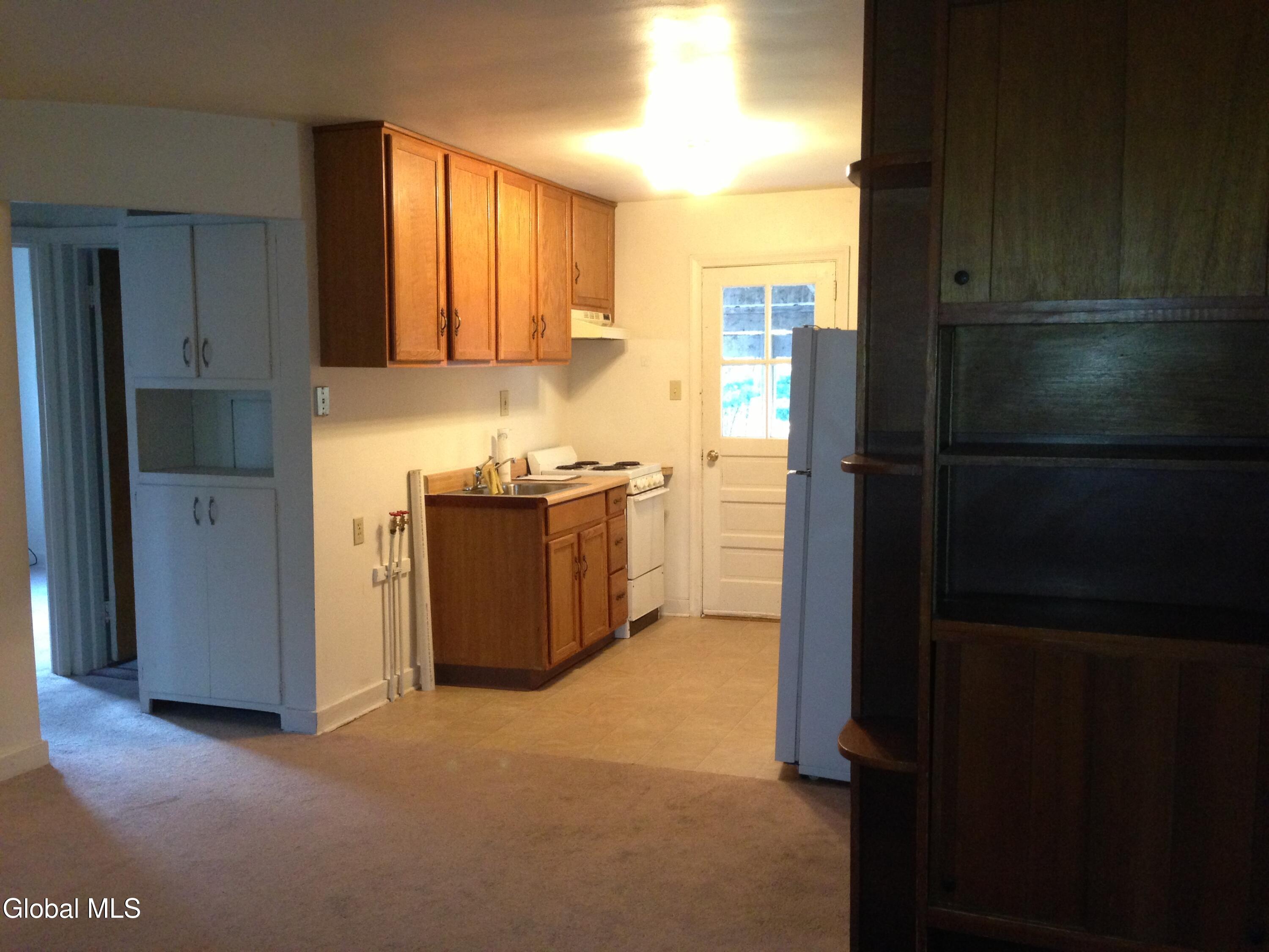 2237 Ghents Road Rotterdam, NY 12306 - Photo 19 of 32 8