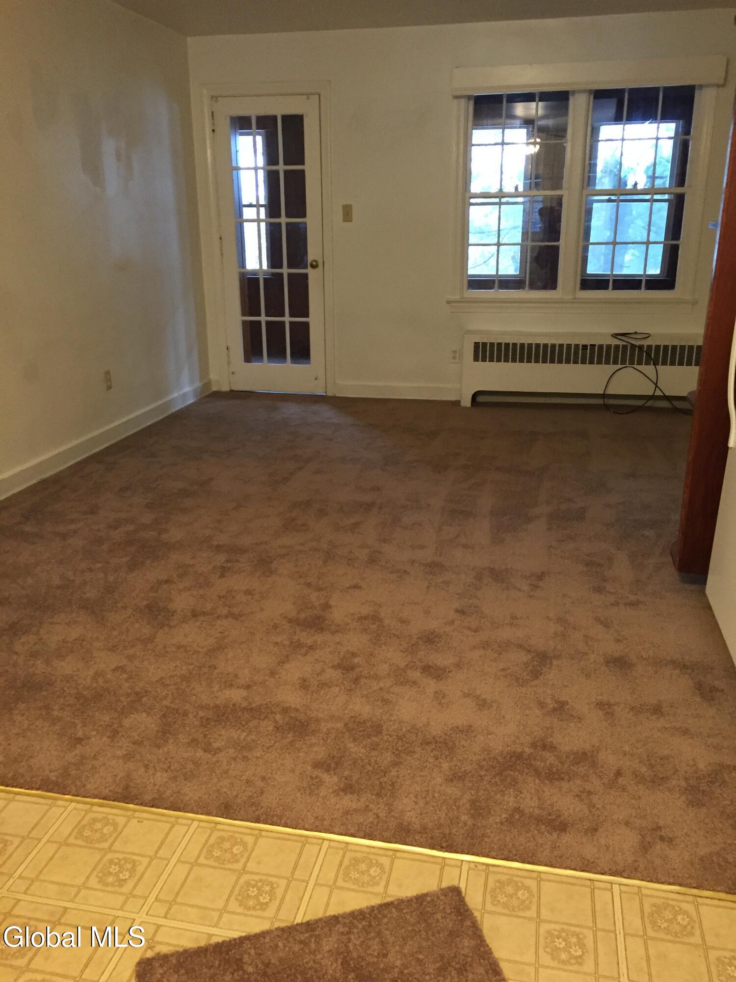 2237 Ghents Road Rotterdam, NY 12306 - Photo 3 of 32 1