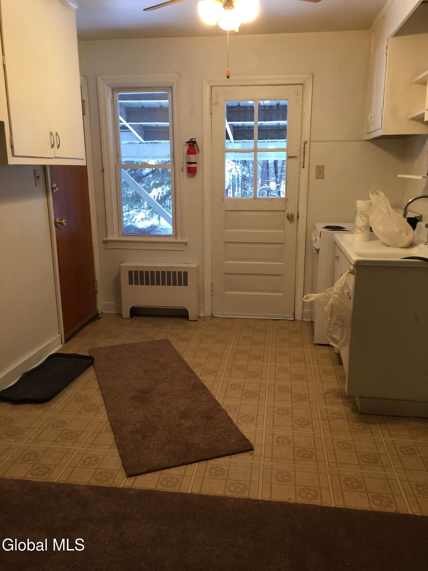 2237 Ghents Road Rotterdam, NY 12306 - Photo 4 of 32 2